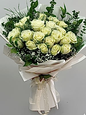 20 İthal Beyaz Gül Buketi