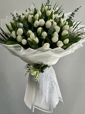 40 İthal Beyaz Lale Buketi