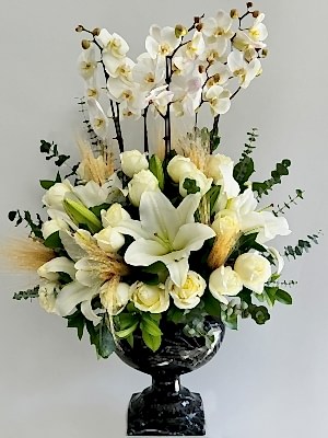 Deluxe 4 Dal Beyaz Orkide & Gül Aranjmanı